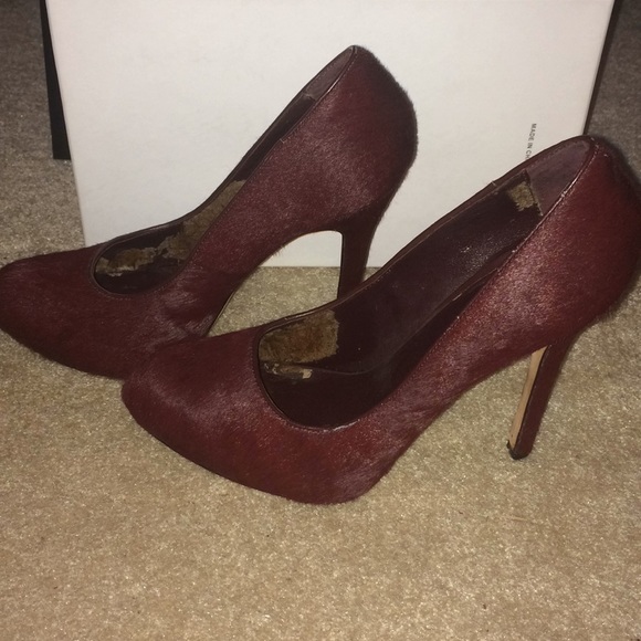 DOLCE VITA WINE CALF HAIR 4” HEELS PREOWNED - Picture 2 of 7